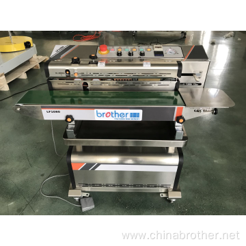 Vertical vacuum Nitrogen filling sealing machine